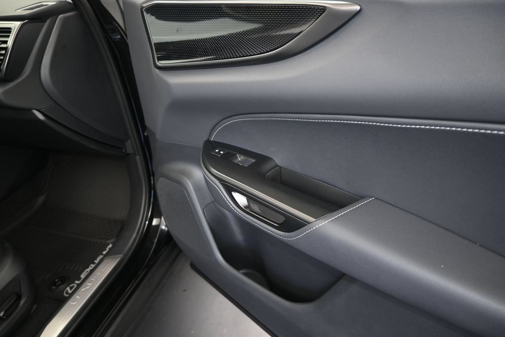 New 2026 Lexus NX 350 AWD image 23