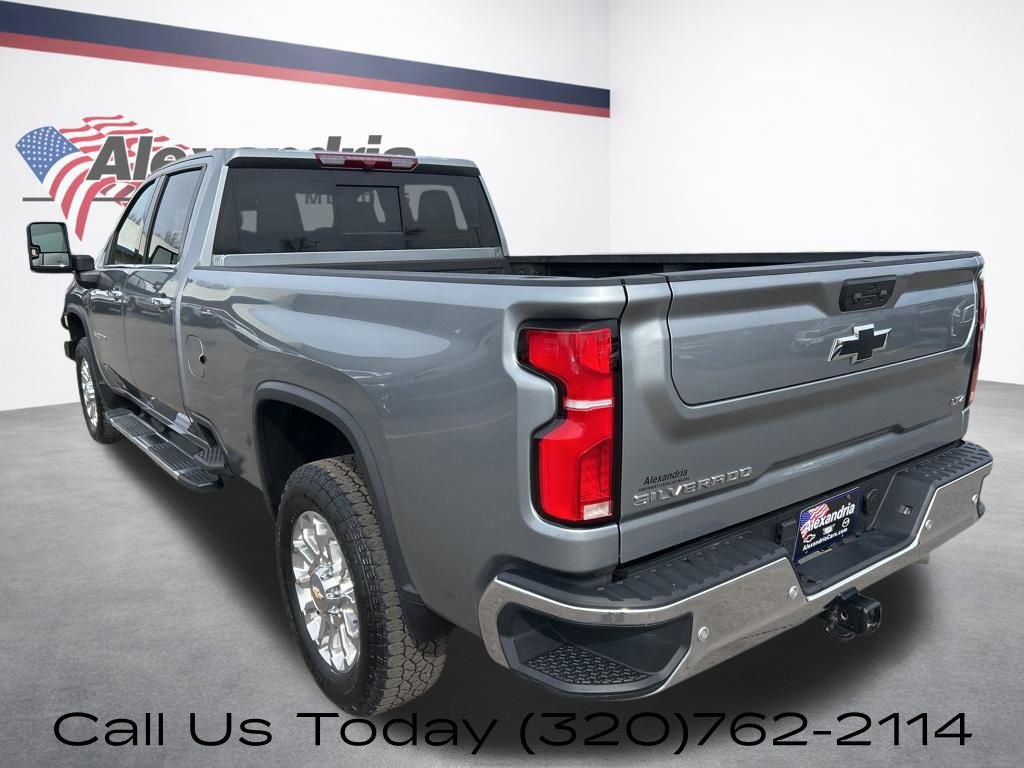 Certified 2025 Chevrolet Silverado 3500 LTZ w/ LTZ Convenience Package image 9