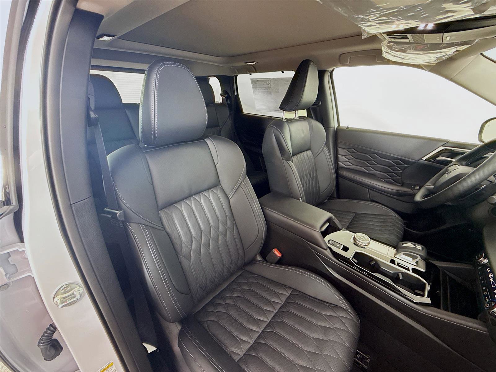 New 2026 Mitsubishi Outlander SEL image 26