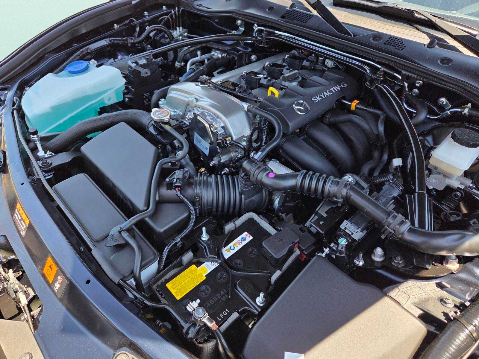 New 2026 MAZDA MX-5 Miata Club w/ Interior Package RWD image 18