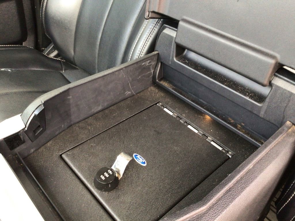 Used 2021 Ford F250 Lariat image 36