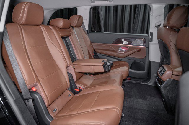 Certified 2026 Mercedes-Benz GLS 450 4MATIC image 12