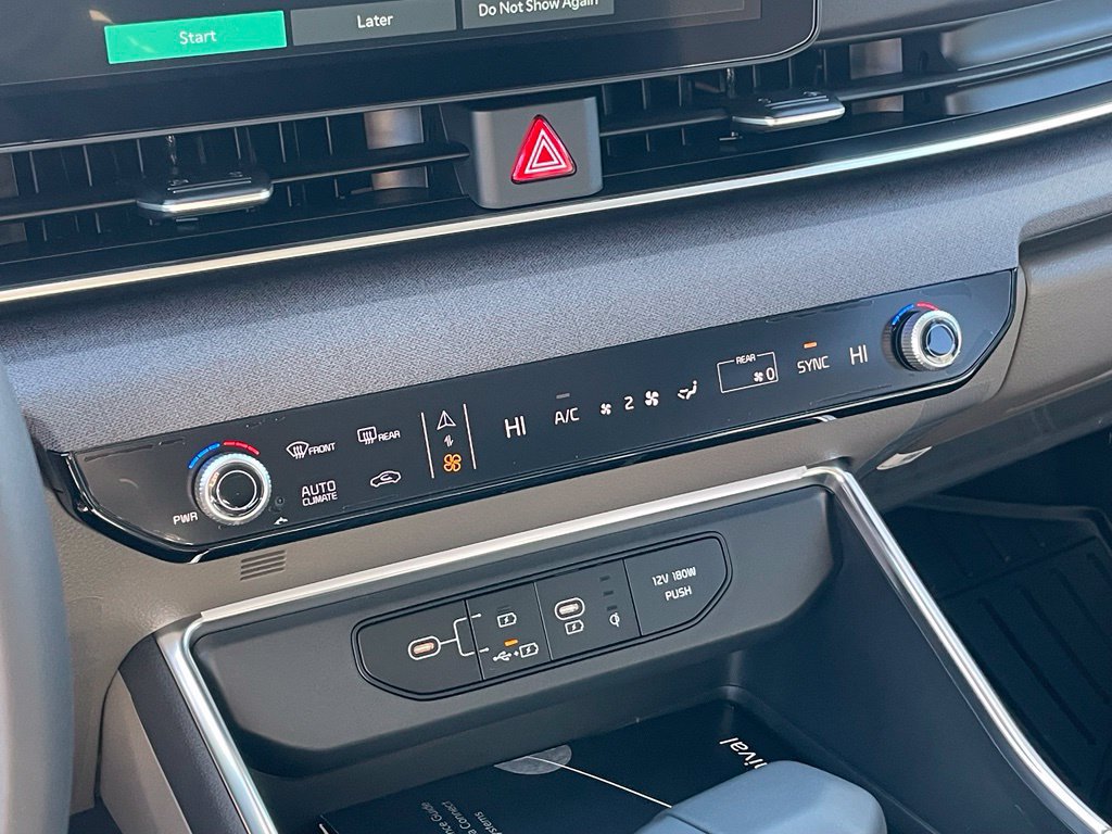 New 2027 Kia Carnival EX FWD image 17