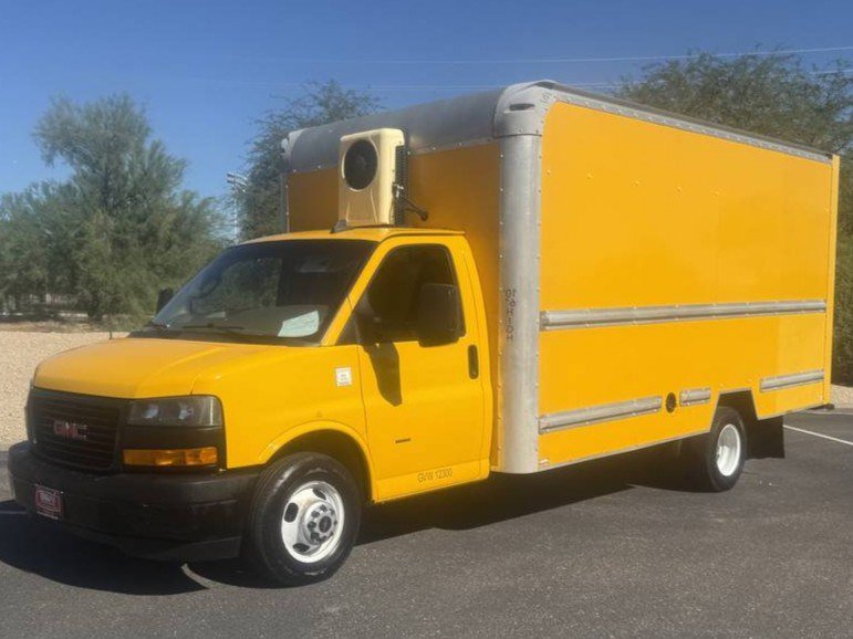 Used 2018 GMC Savana 3500 Extended w/ Driver Convenience Package