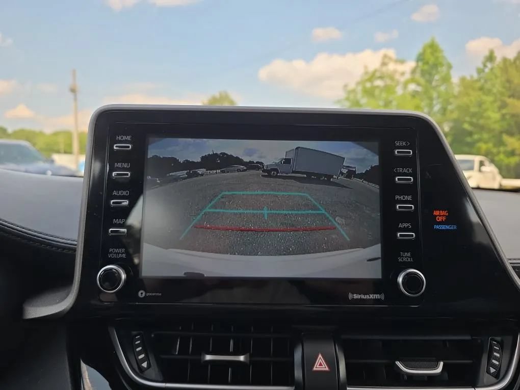 Used 2021 Toyota C-HR LE FWD image 27
