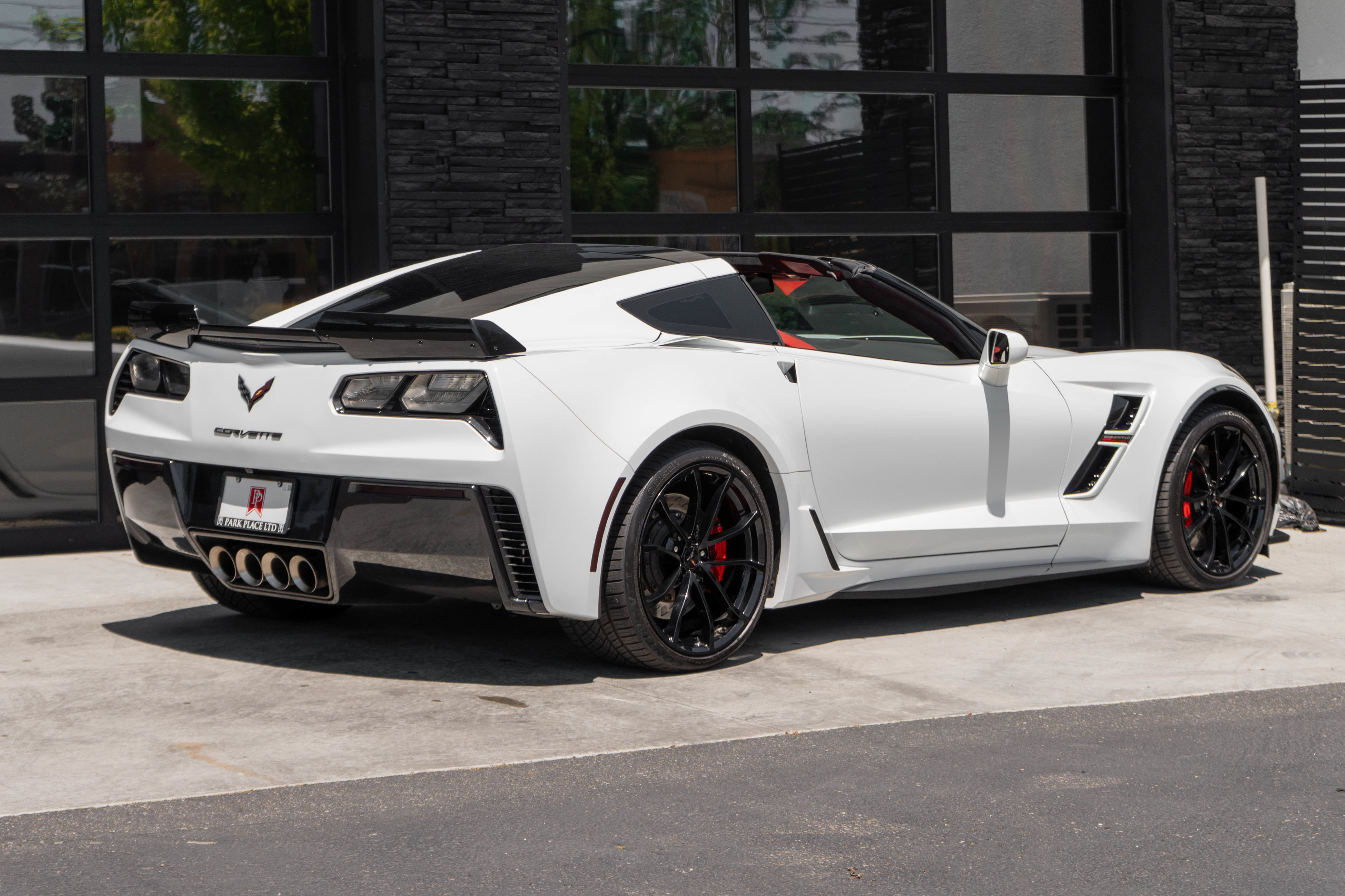 Used 2019 Chevrolet Corvette Grand Sport RWD image 7