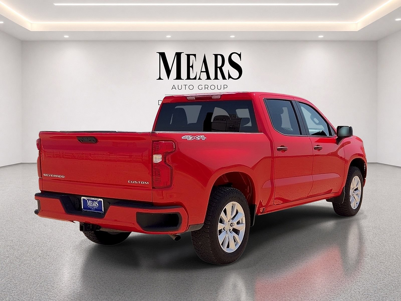 Used 2022 Chevrolet Silverado 1500 Custom AWD/4WD image 5