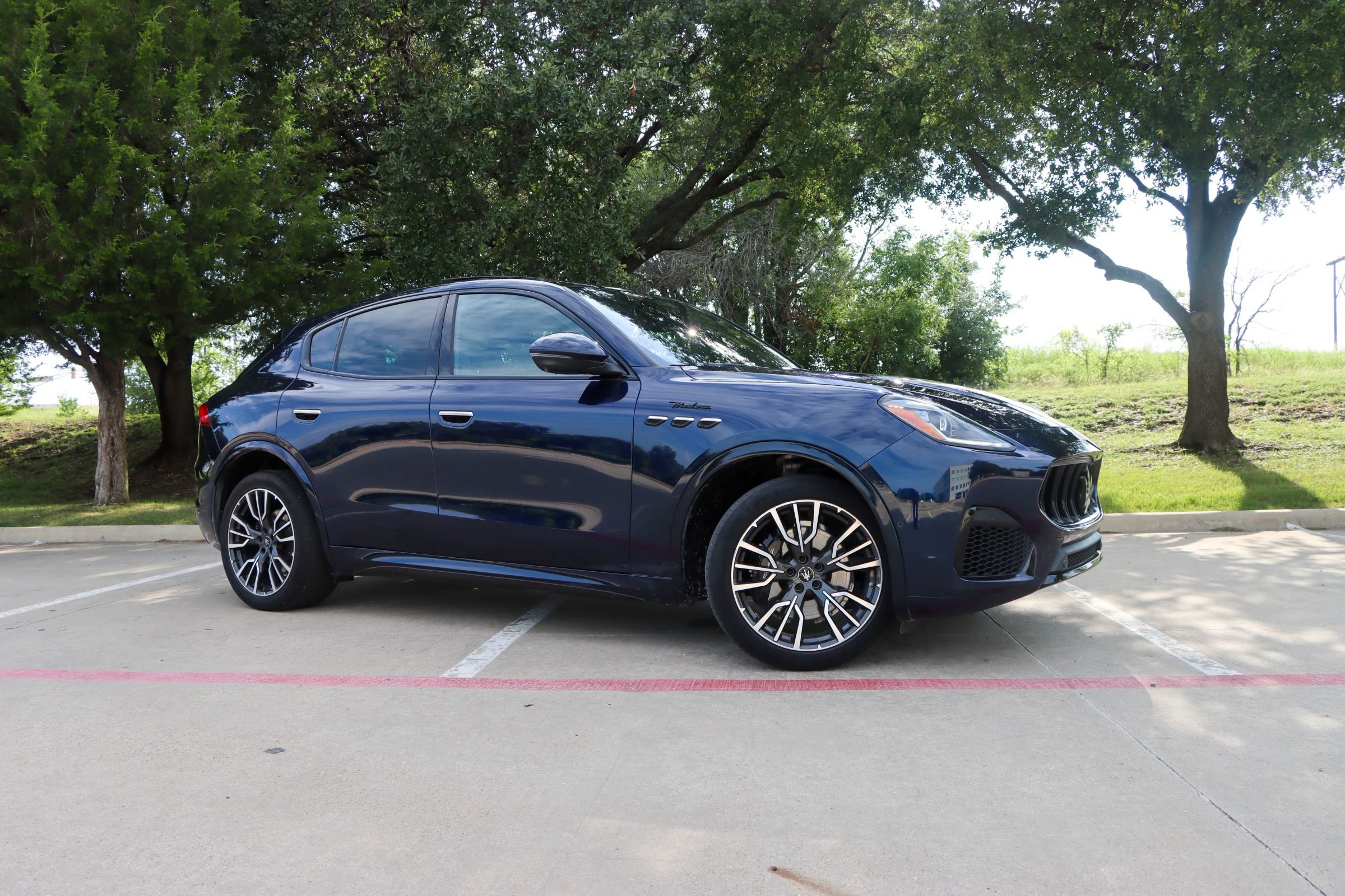Used 2023 Maserati Grecale Modena AWD/4WD image 1