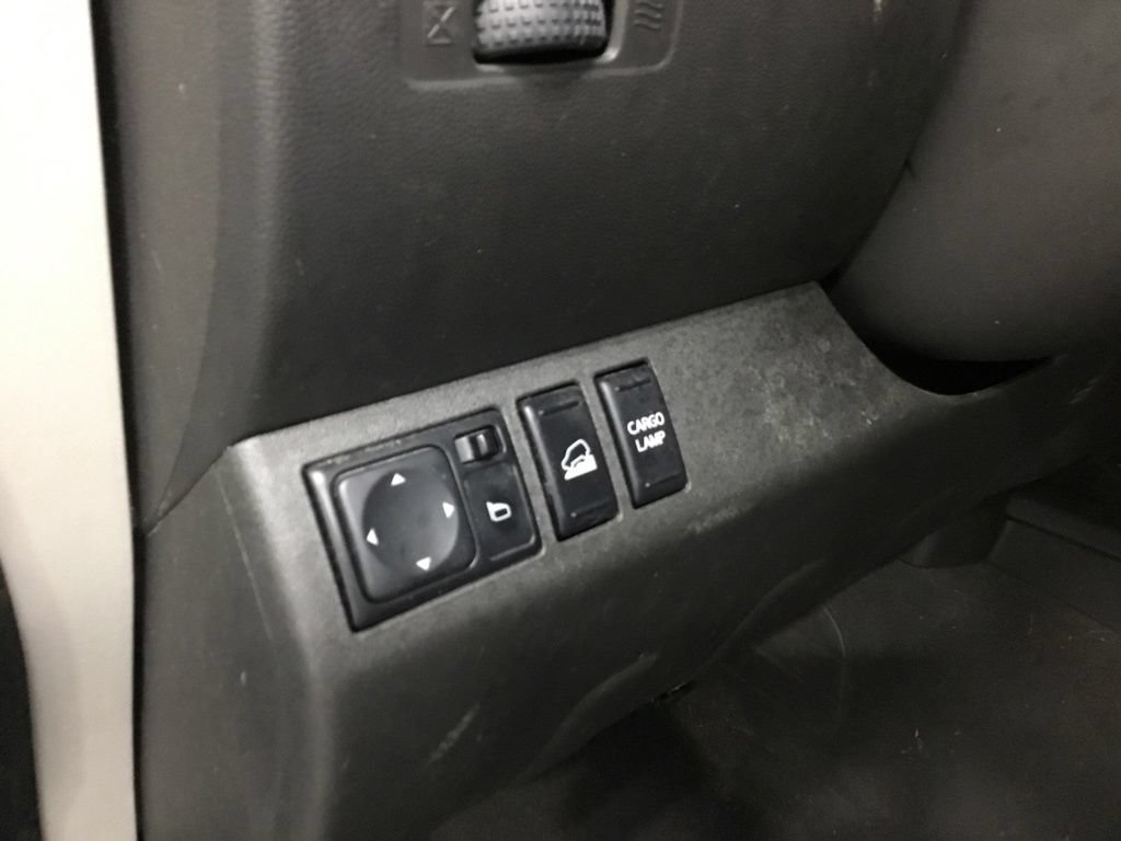 Used 2019 Nissan Frontier PRO-4X AWD/4WD image 8