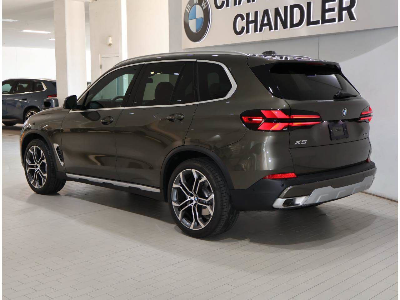 Used 2026 BMW X5 xDrive40i AWD/4WD image 5
