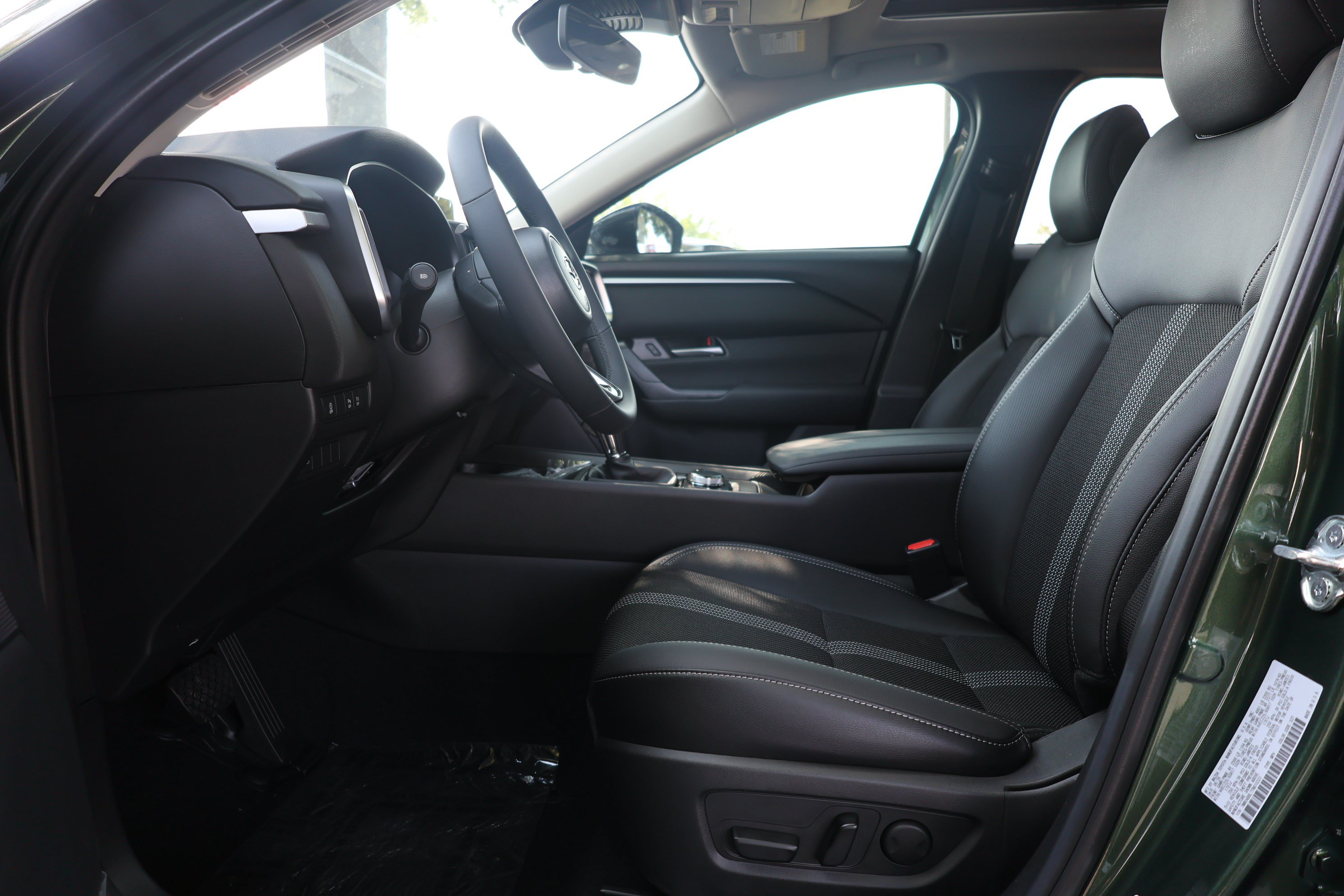 New 2026 MAZDA CX-50 AWD 2.5 S w/ Weather Package image 9