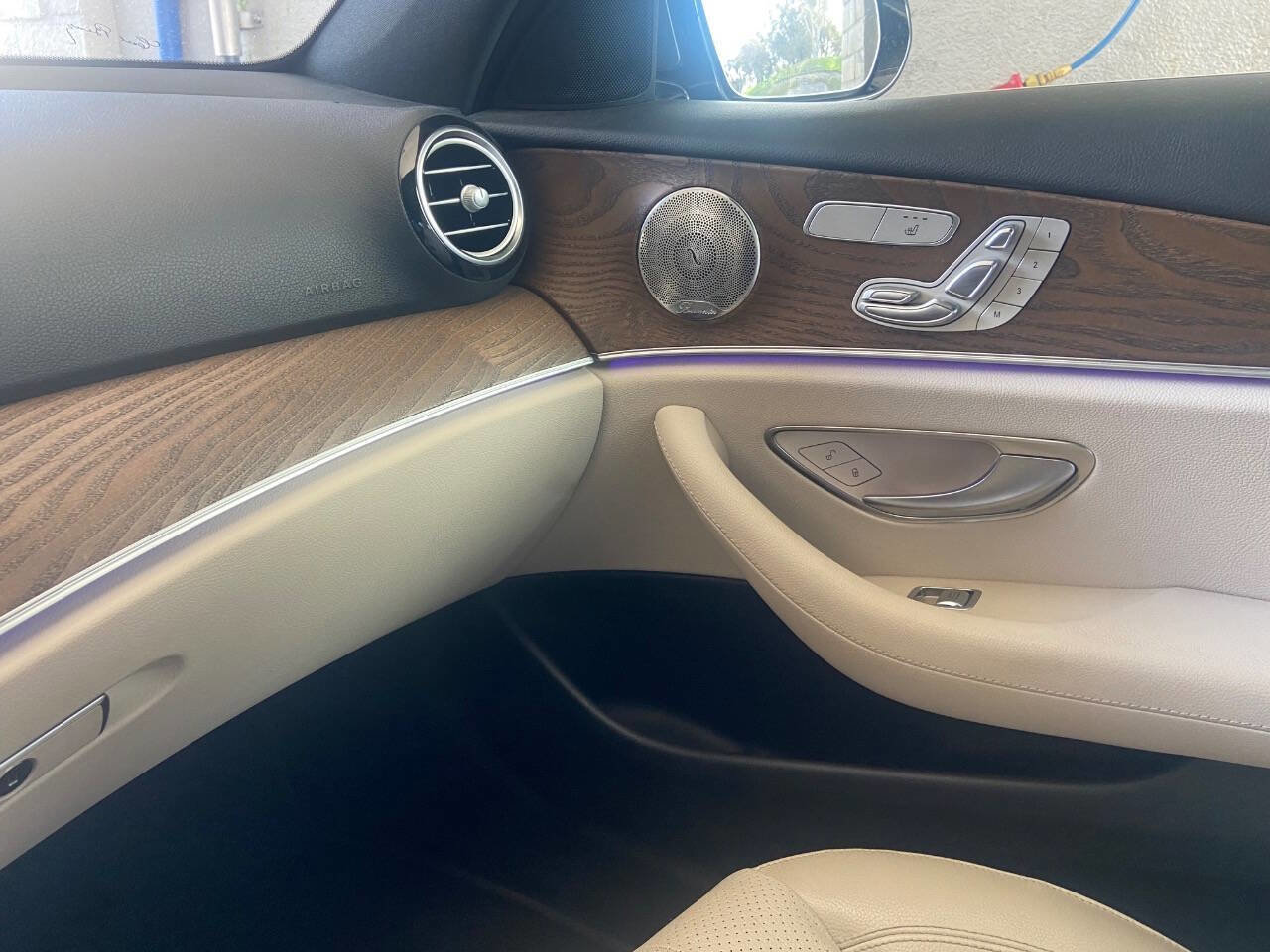 Used 2017 Mercedes-Benz E 300 image 14