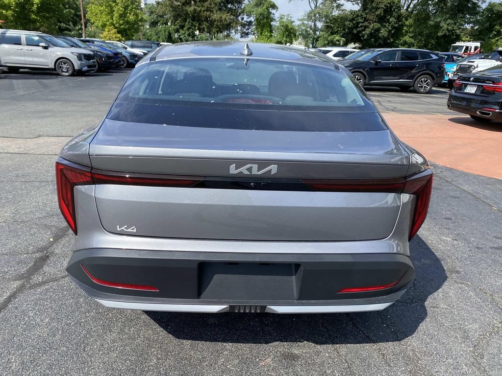 New 2026 Kia K4 FWD image 4