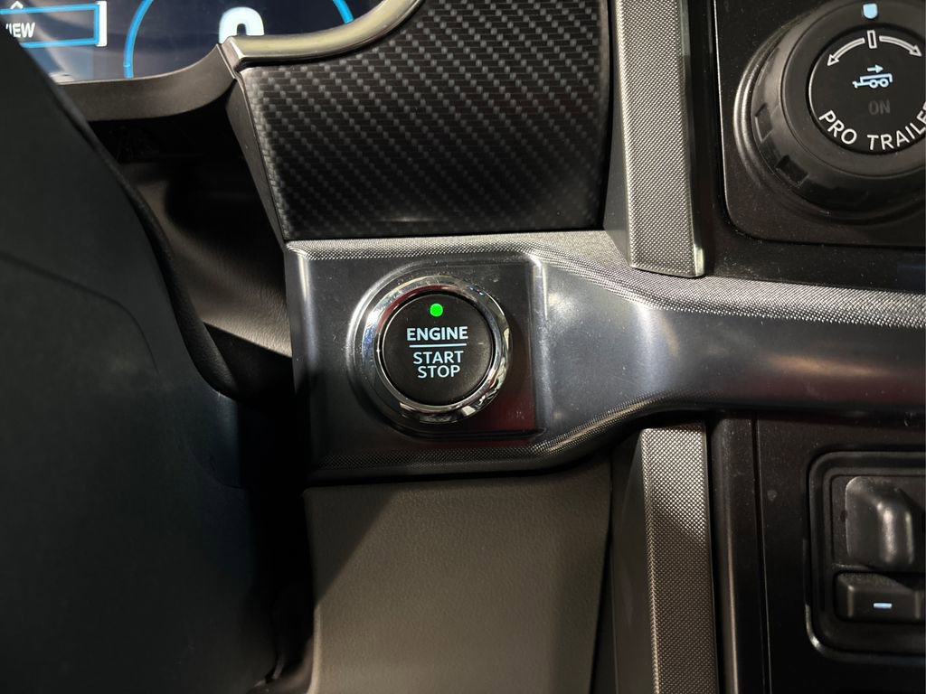 Used 2021 Ford F150 Limited image 32