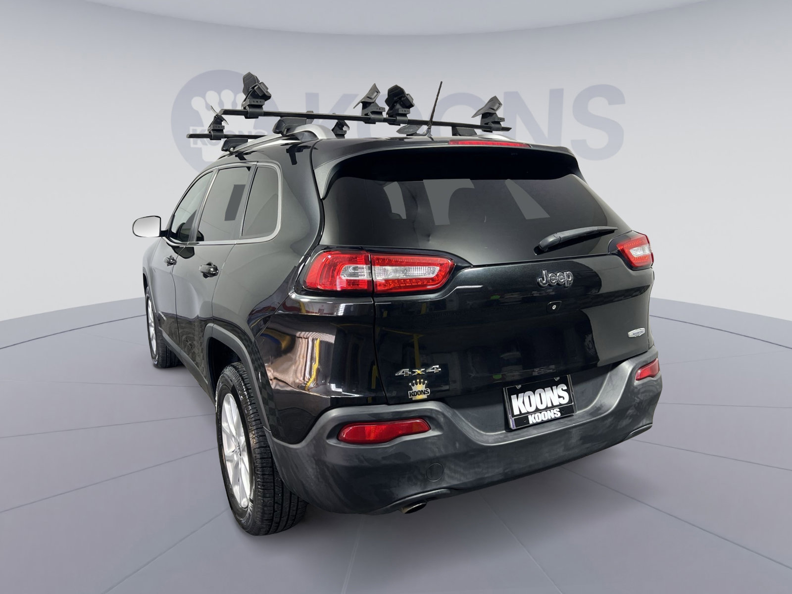 Used 2015 Jeep Cherokee Latitude w/ Cold Weather Group image 4