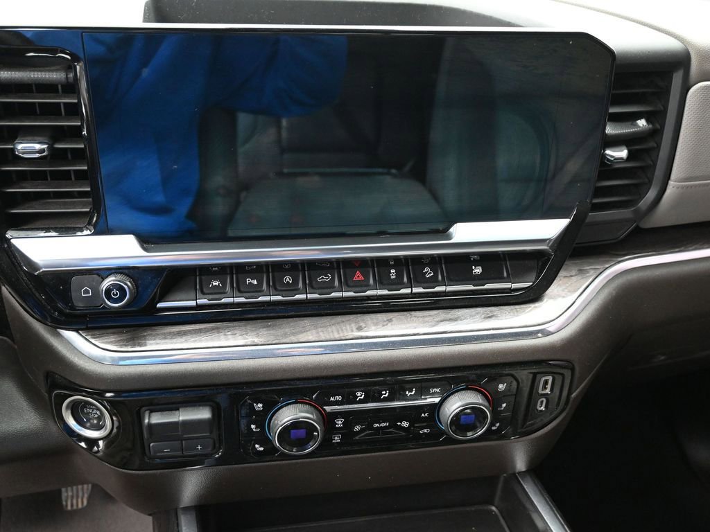 Used 2023 Chevrolet Silverado 1500 LTZ w/ LTZ Premium Package image 16