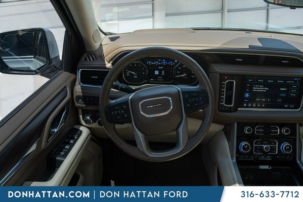 Used 2021 GMC Yukon Denali w/ Denali Premium Package AWD/4WD image 5