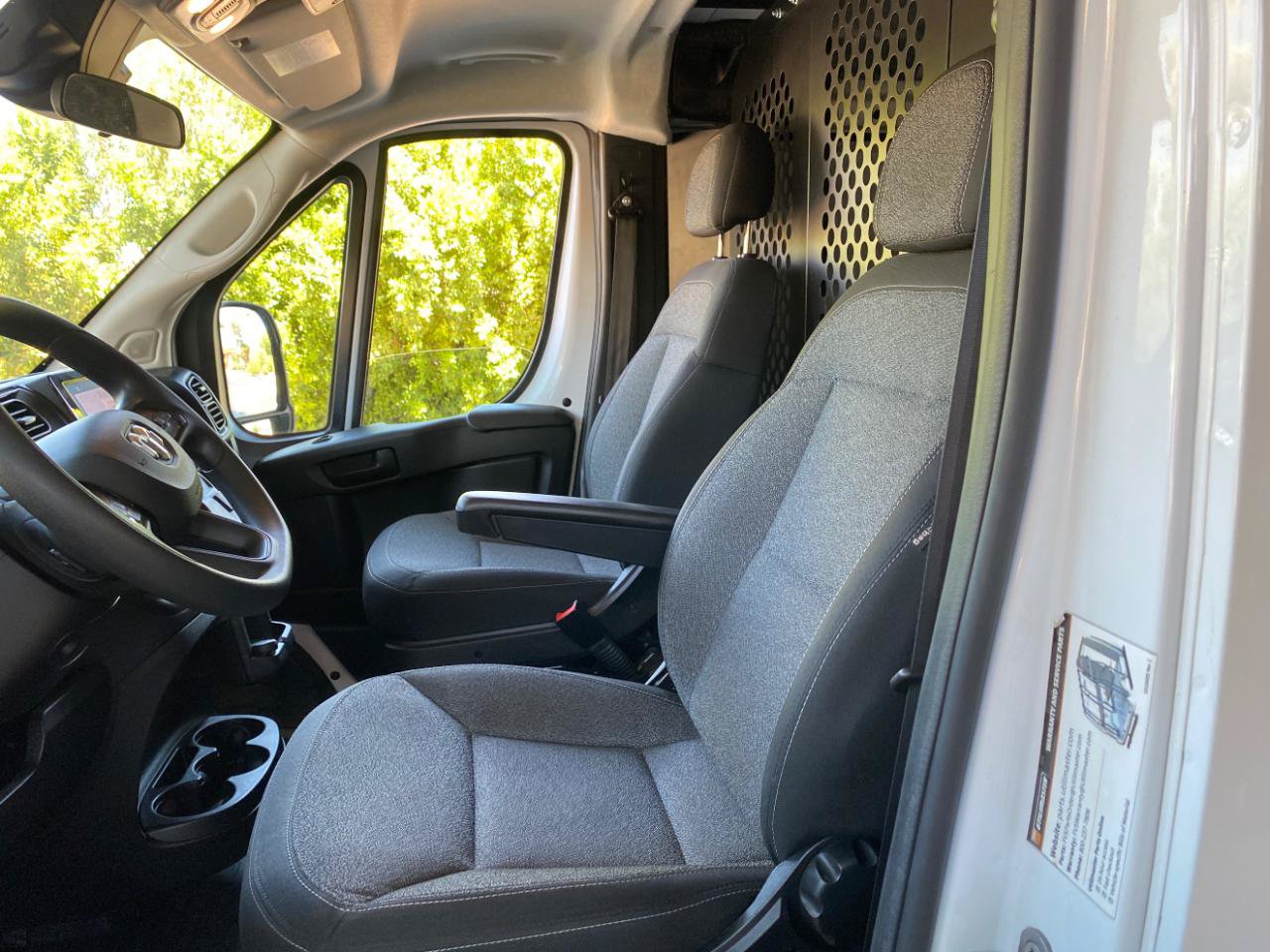 Used 2025 RAM ProMaster 2500 w/ U-Haul Equipment Group FWD image 25