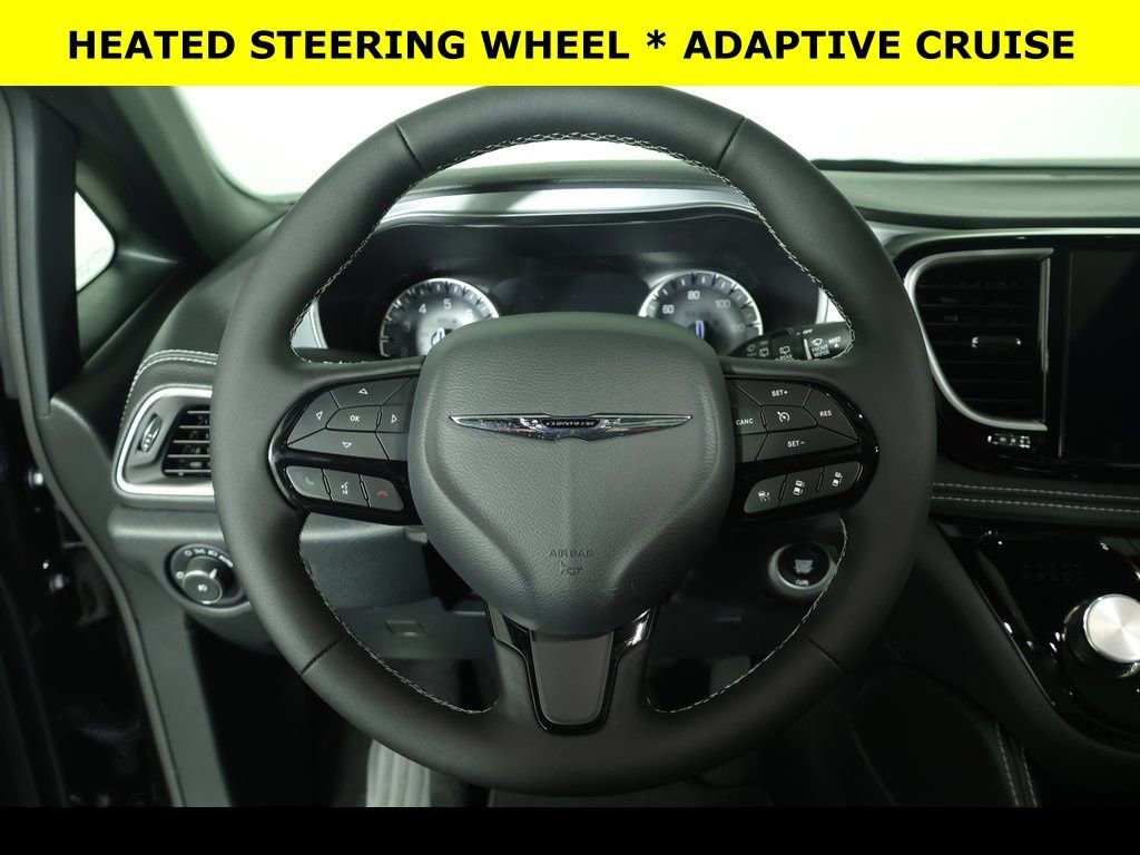 New 2026 Chrysler Pacifica Limited w/ S Appearance Package AWD/4WD image 6