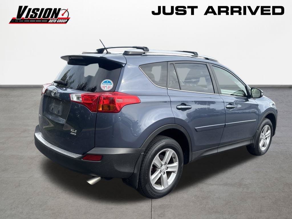 Used 2013 Toyota RAV4 XLE AWD/4WD image 5