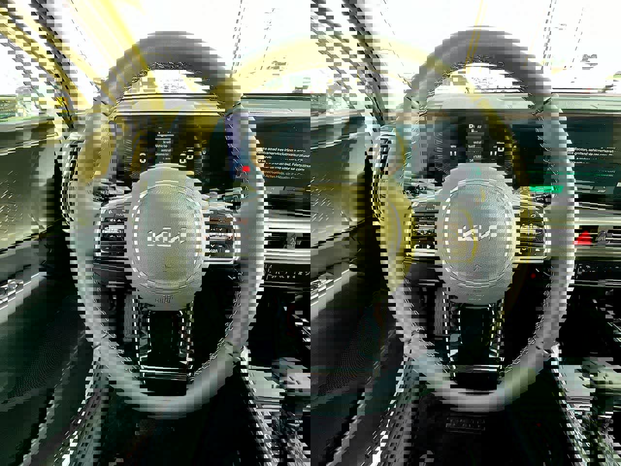 Certified 2025 Kia Sorento EX w/ Panoramic Sunroof Package image 14