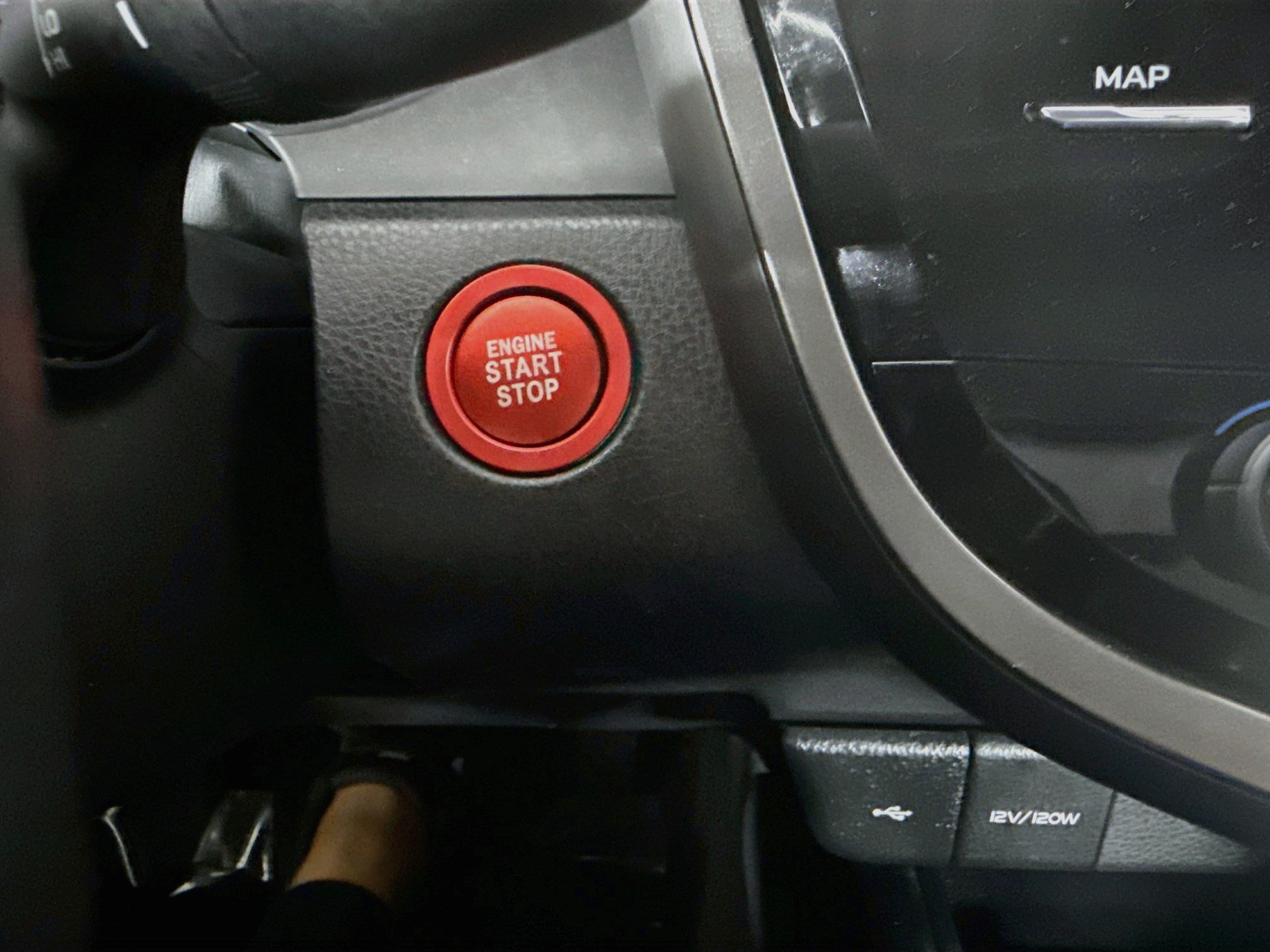 Used 2020 Toyota Camry SE w/ Convenience Package FWD image 26