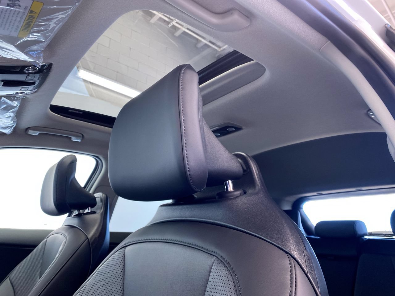 New 2026 Kia Niro FWD image 19
