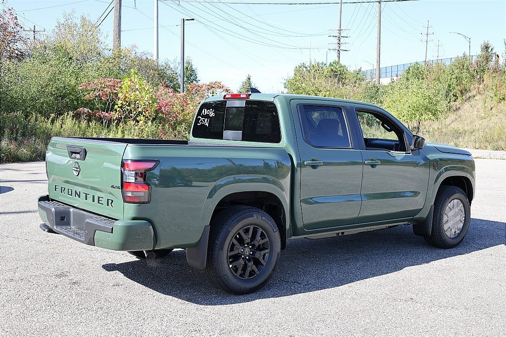 New 2026 Nissan Frontier SV w/ All-Weather Content Package image 8