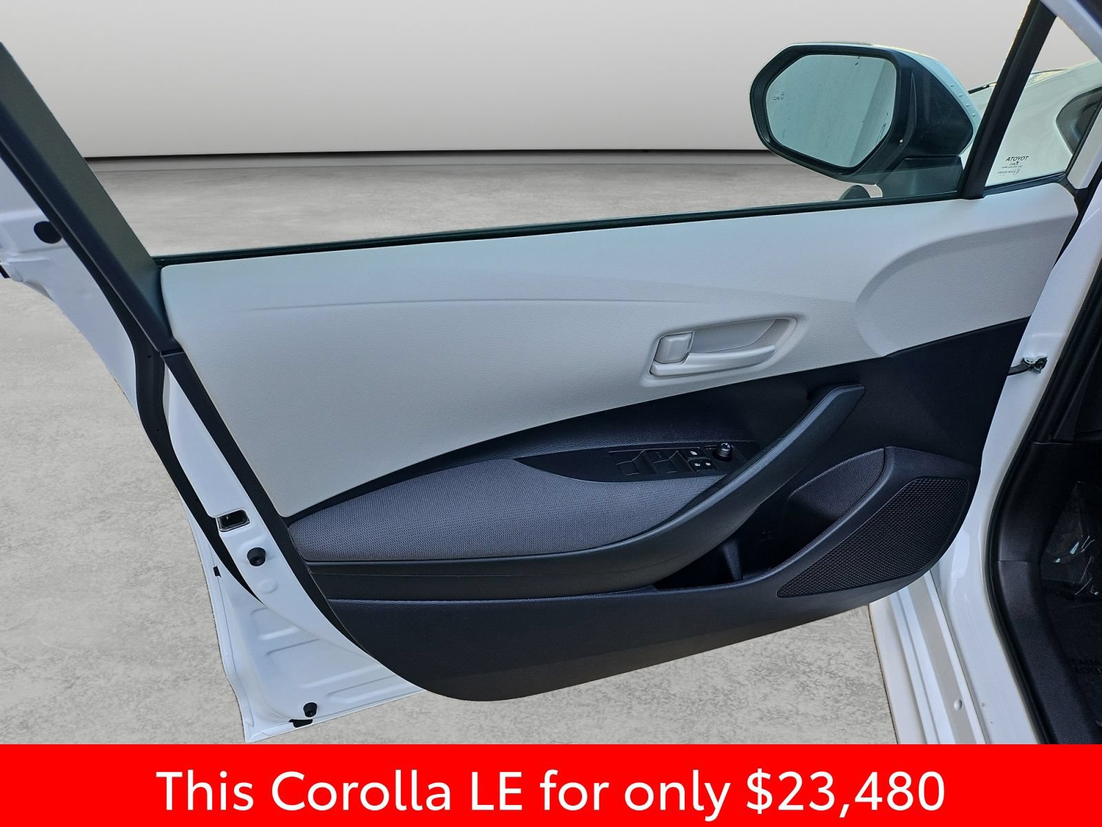 Used 2026 Toyota Corolla LE FWD image 34