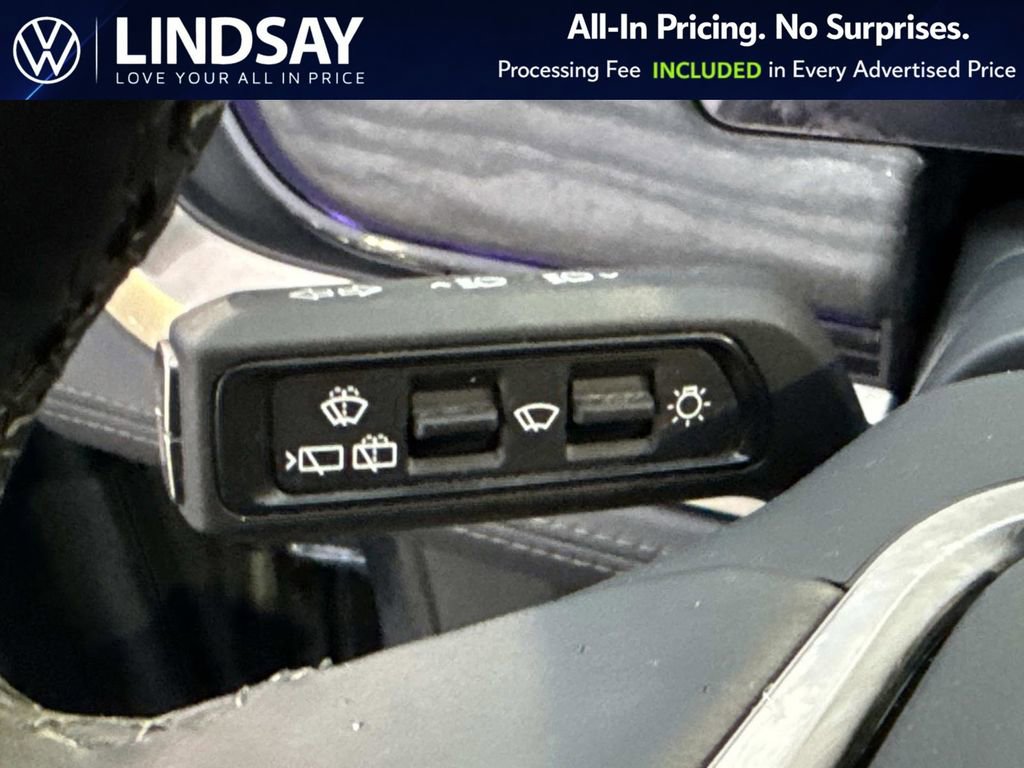 Used 2024 Rivian R1S Adventure image 22