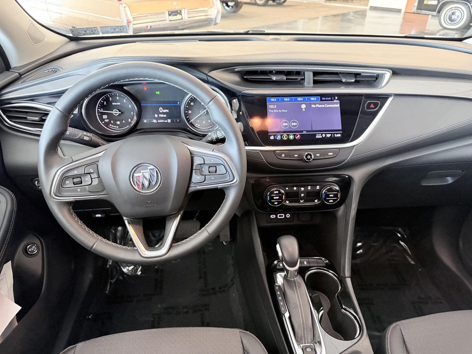 Used 2021 Buick Encore GX Select w/ Sport Touring Package AWD/4WD image 38
