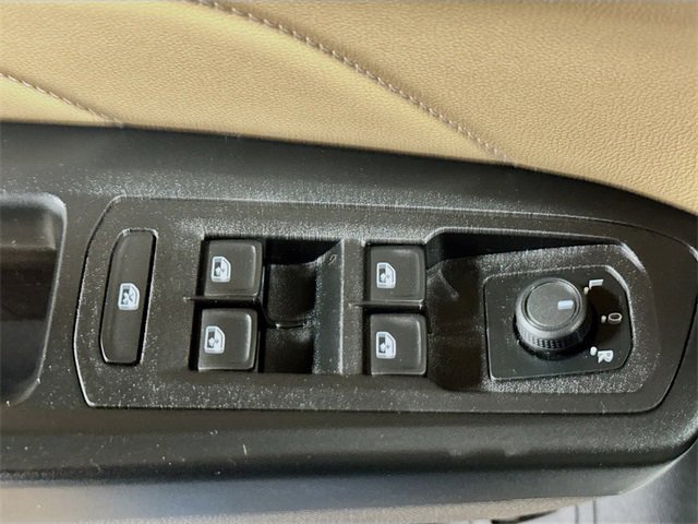 Used 2020 Volkswagen Atlas Cross Sport SEL image 11