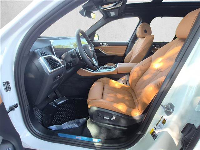 New 2026 BMW X5 xDrive50e w/ Executive Package AWD/4WD image 8