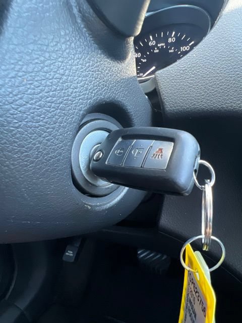 Used 2016 Nissan Rogue S AWD/4WD image 17