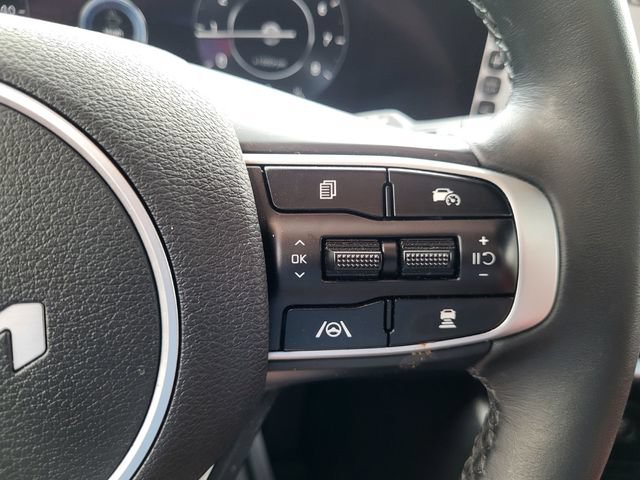 Certified 2025 Kia Sportage SX FWD image 20