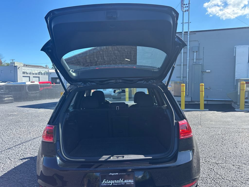 Used 2017 Volkswagen GTI S FWD image 19