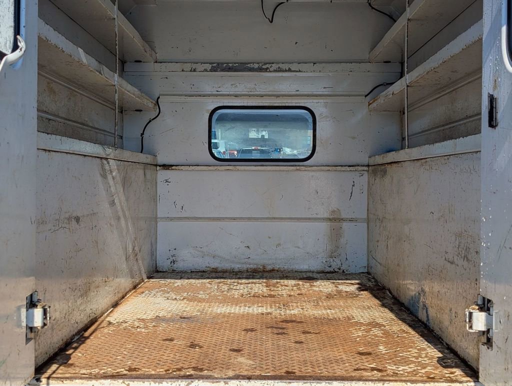 Used 2009 Ford F350 XL image 16