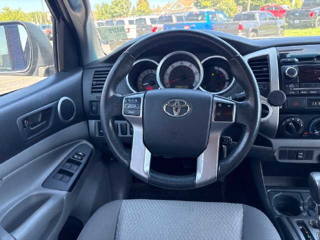 Used 2012 Toyota Tacoma 4x4 Double Cab w/ SR5 Pkg image 7