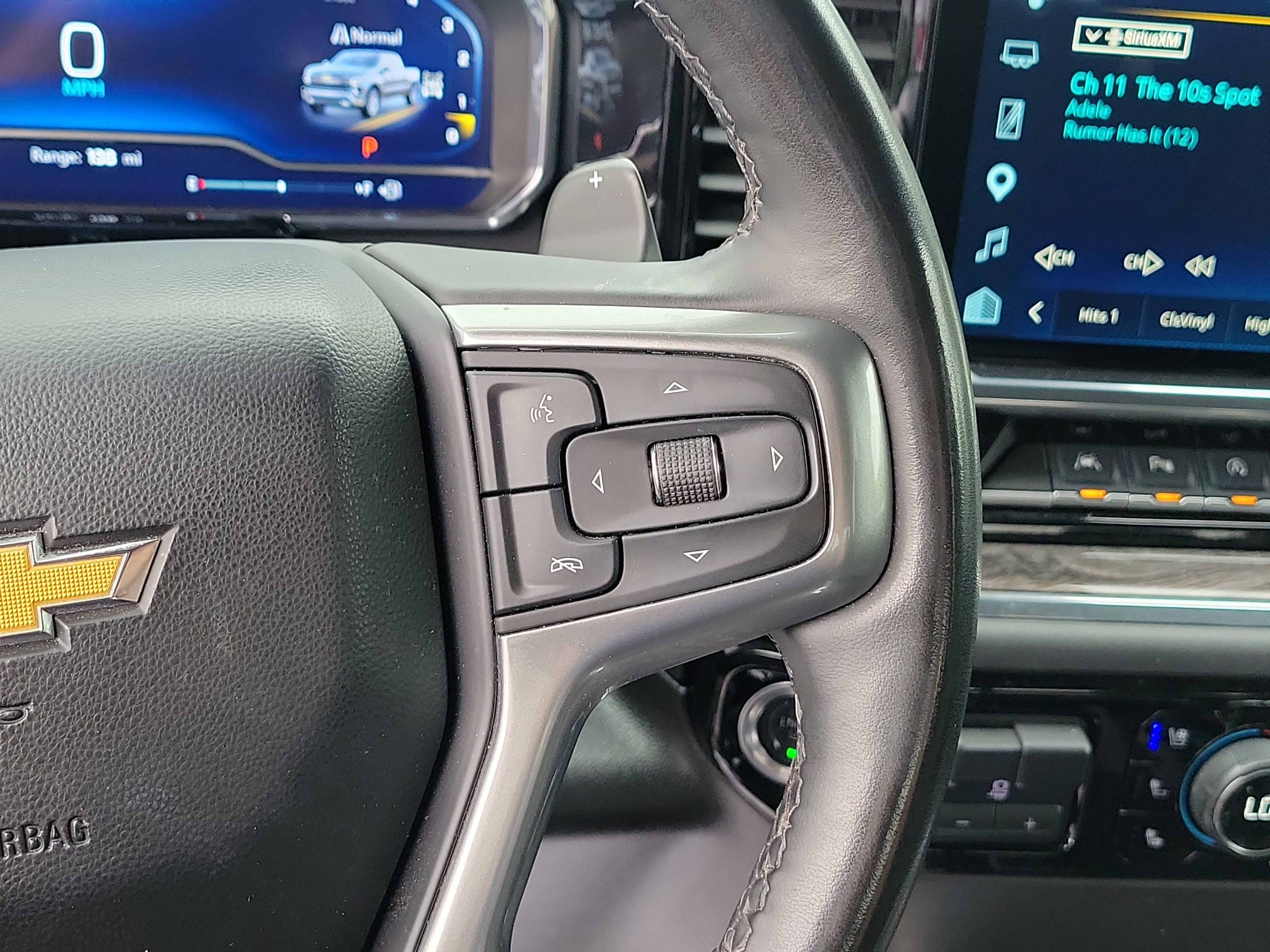 Certified 2025 Chevrolet Silverado 1500 LTZ w/ Technology Package AWD/4WD image 23