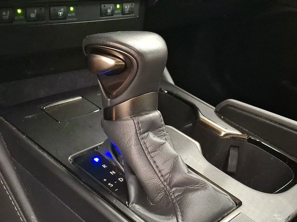 Used 2024 Lexus ES 350 w/ Premium Package image 14