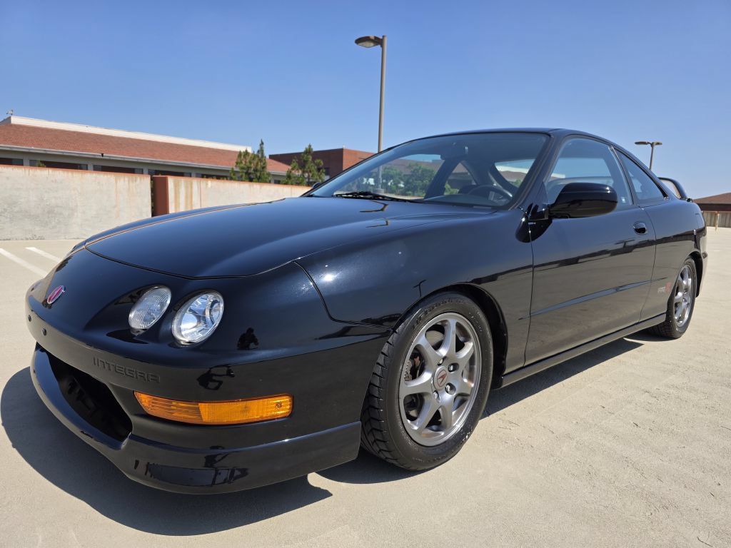 Used 2001 Acura Integra Type R FWD image 3