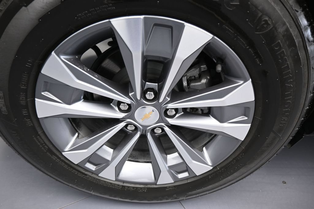 Used 2025 Chevrolet Equinox LT FWD image 40