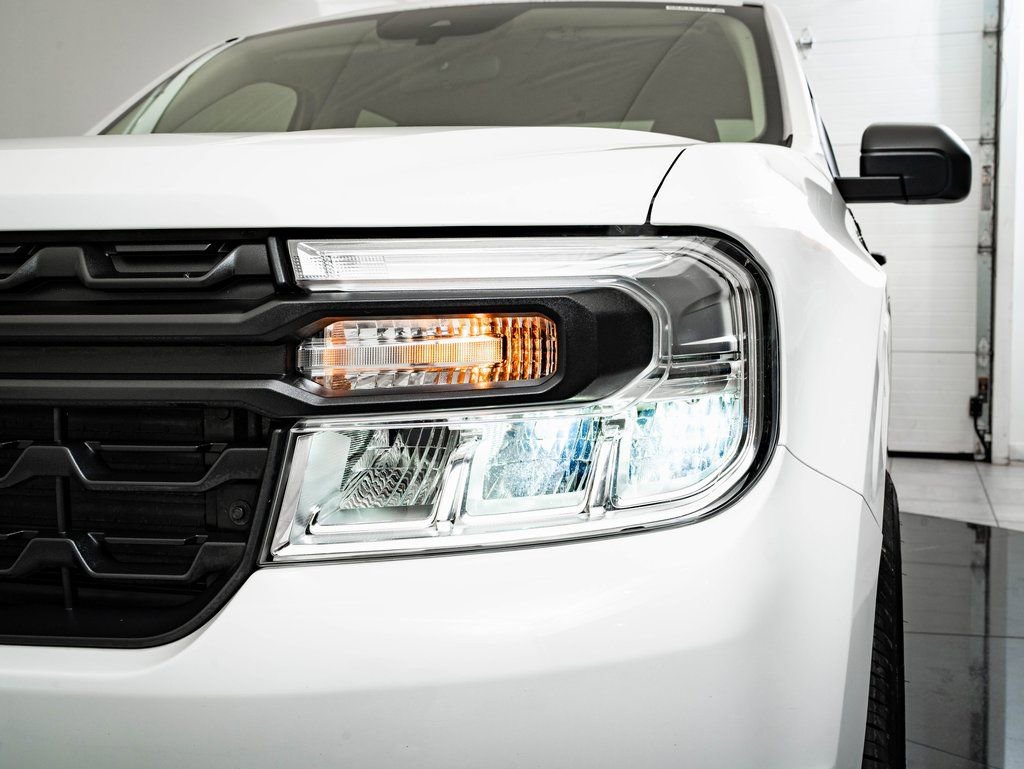 Used 2024 Ford Maverick XL image 14