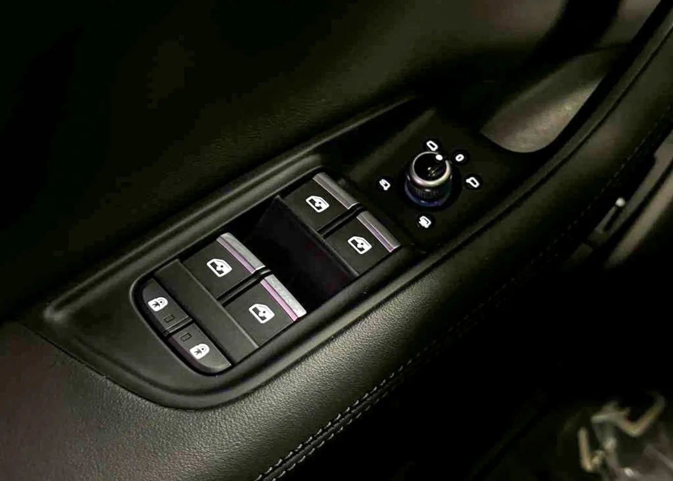Used 2023 Audi Q7 3.0T Prestige AWD/4WD image 27