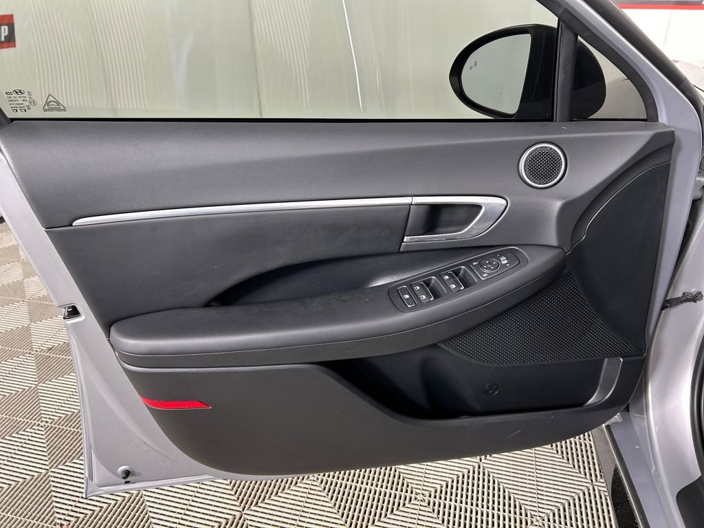 Used 2023 Hyundai Sonata SEL w/ Convenience Package image 11