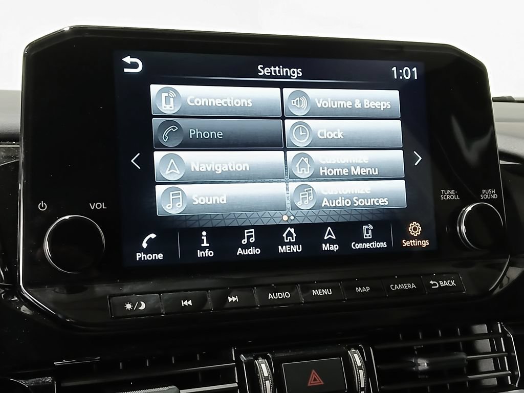 Used 2025 Nissan Pathfinder SL AWD/4WD image 25