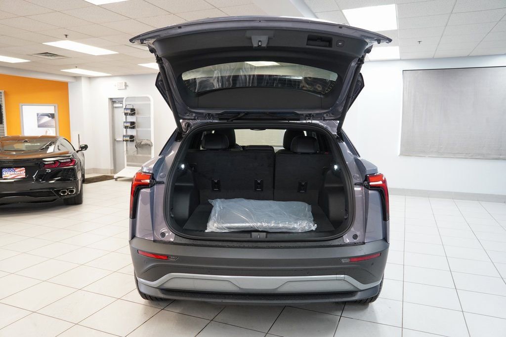 New 2025 Chevrolet Blazer EV LT AWD/4WD image 16