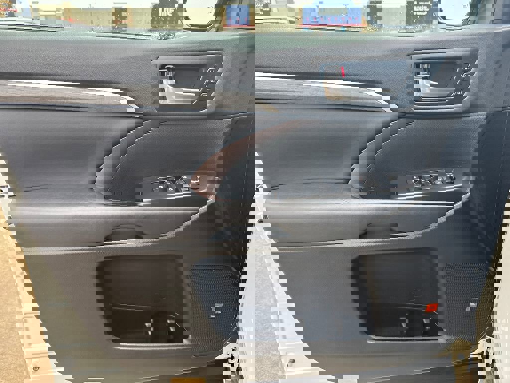 Used 2019 Toyota Highlander Limited Platinum image 15