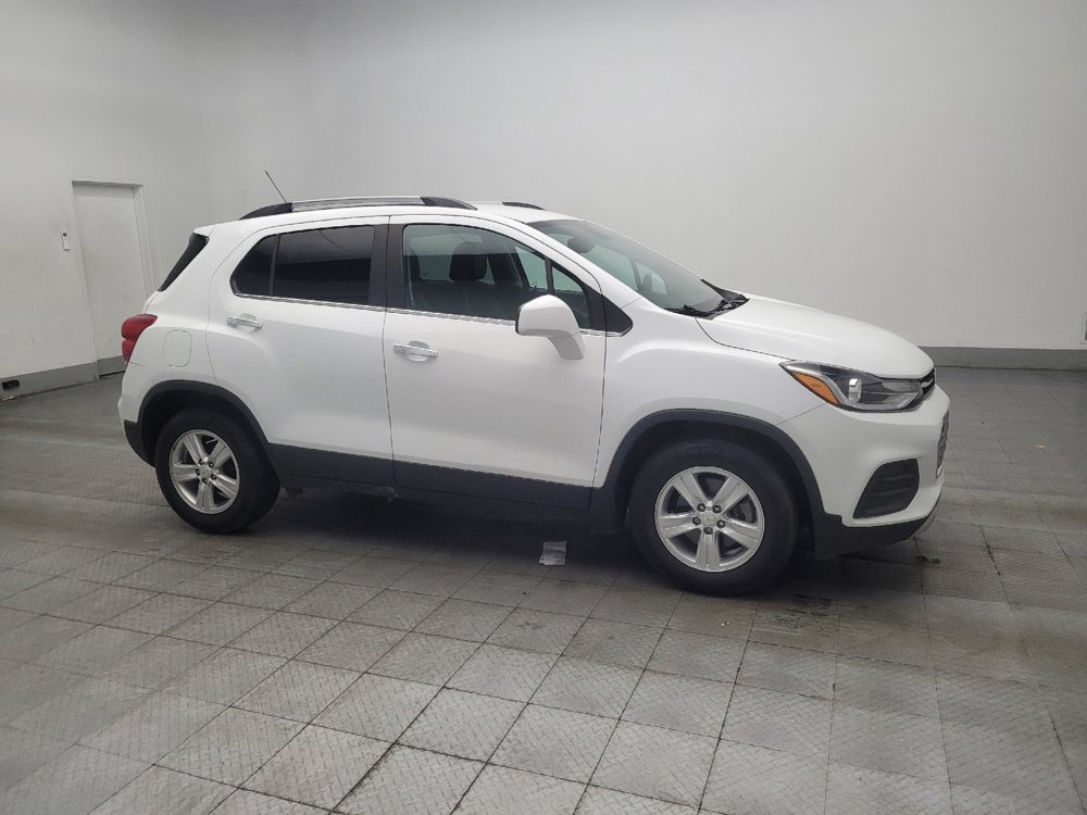 Used 2020 Chevrolet Trax LT w/ LT Convenience Package FWD image 11