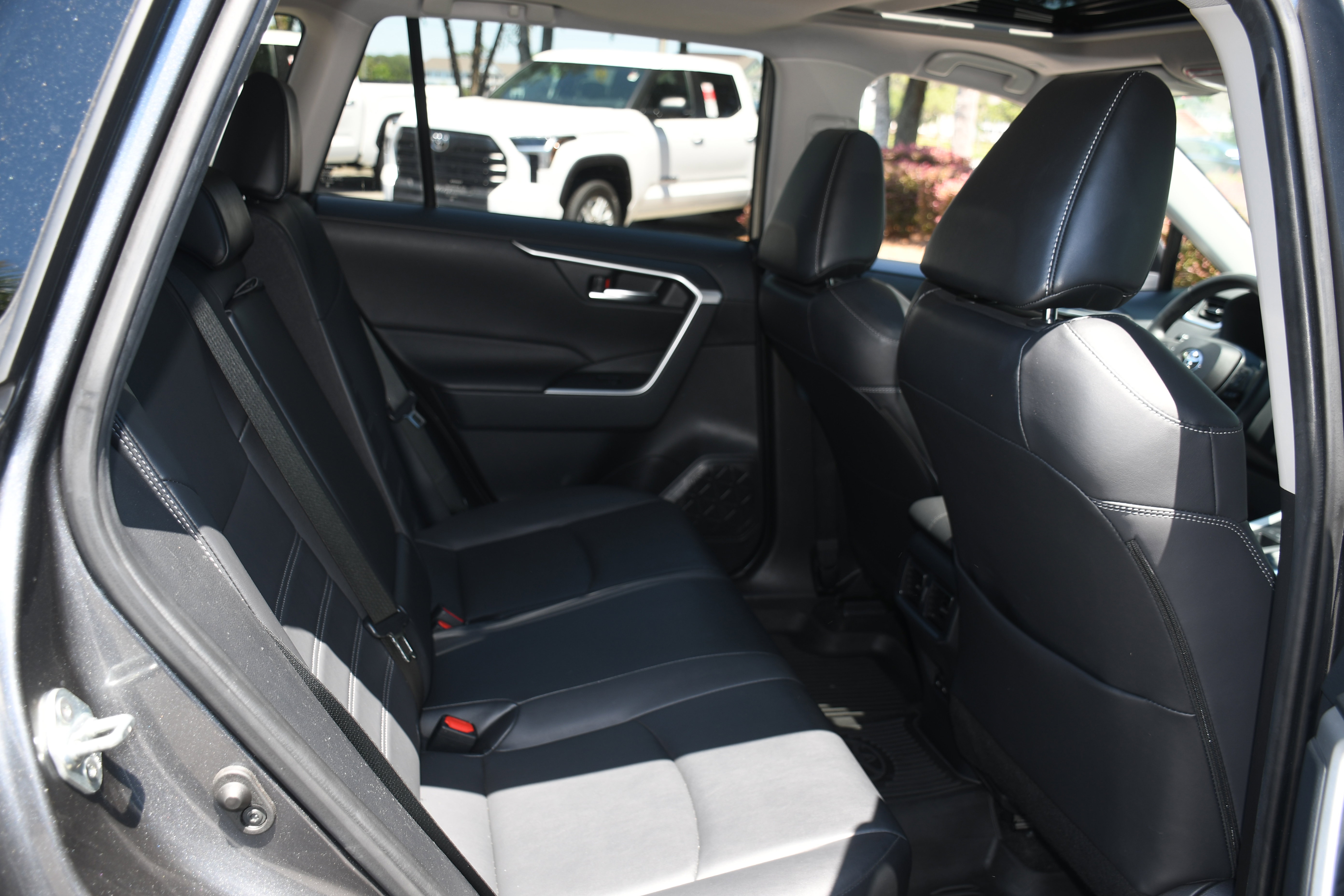 Certified 2023 Toyota RAV4 XLE Premium FWD image 19